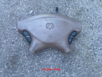 řidičův airbag / béžový /01-04/ - ORIIGINÁLNÍ DÍL